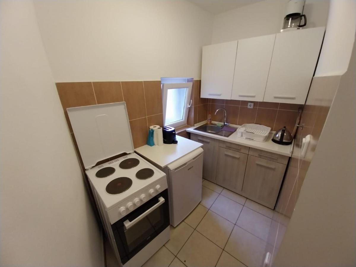 Apartmani Jadran 木洛希尼 外观 照片