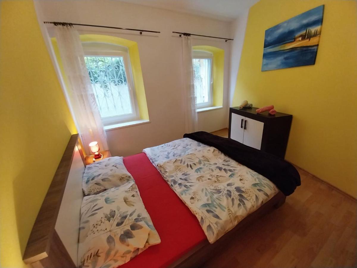 Apartmani Jadran 木洛希尼 外观 照片