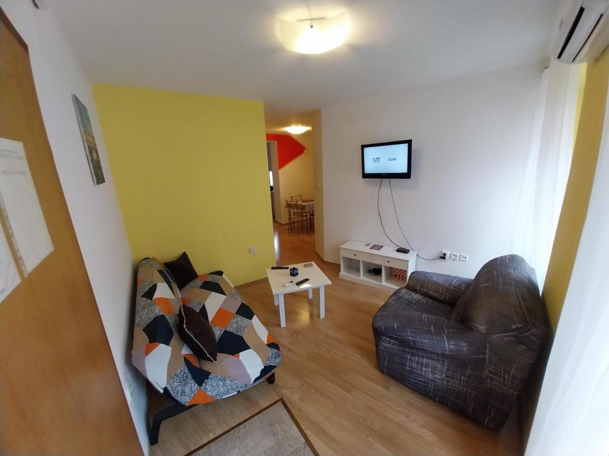 Apartmani Jadran 木洛希尼 外观 照片