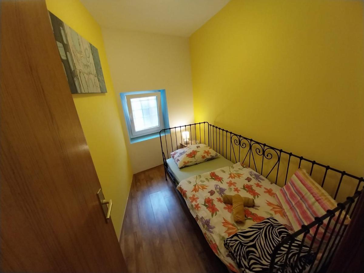 Apartmani Jadran 木洛希尼 外观 照片